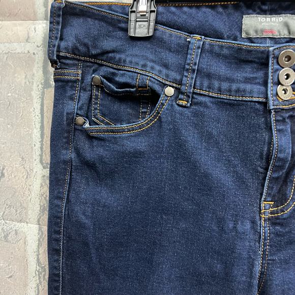 Torrid Feel the Fit Jegging High Rise Super Soft Size 16R - Picture 7 of 12